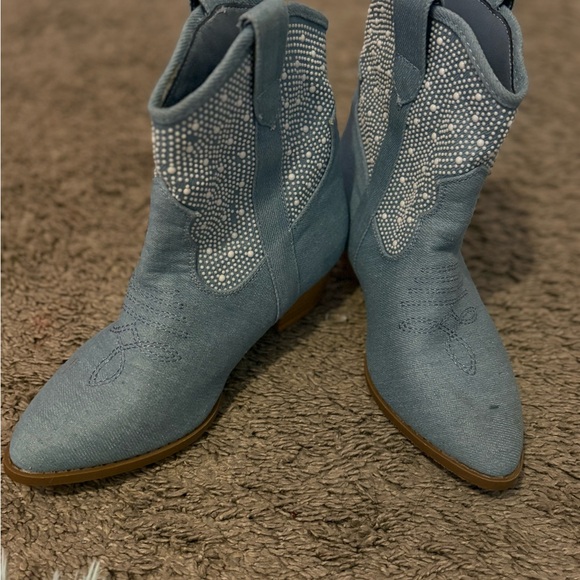 Blue Embellished Women's Western Boots - Picture 1 of 1